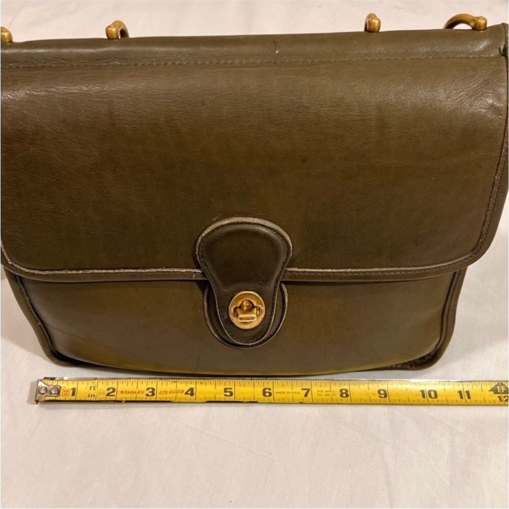 Vintage Coach Willis Bag Olive Green Leather E8C-9927 Rare And HTF - Picture 8 of 13